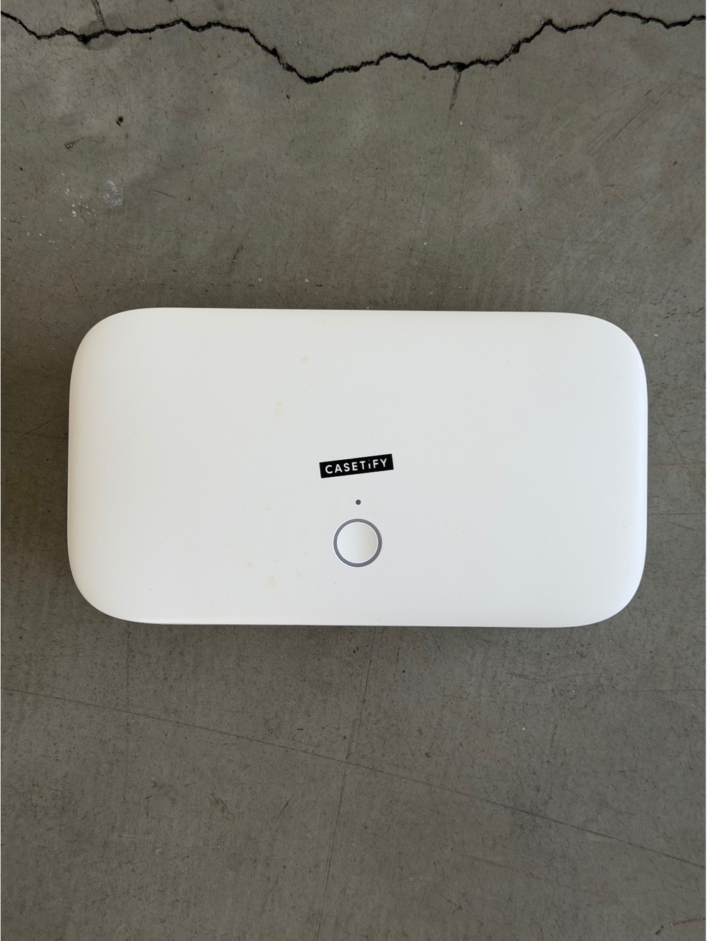 CASETiFY / UV Phone Sanitizer + Wireless Charger / White
